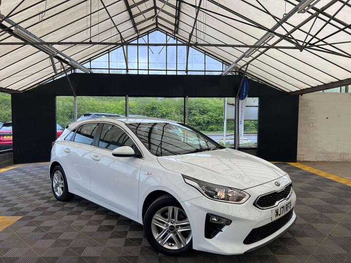 Kia CEED 1.6 CRDi MHEV 2 Euro 6 (s/s) 5dr