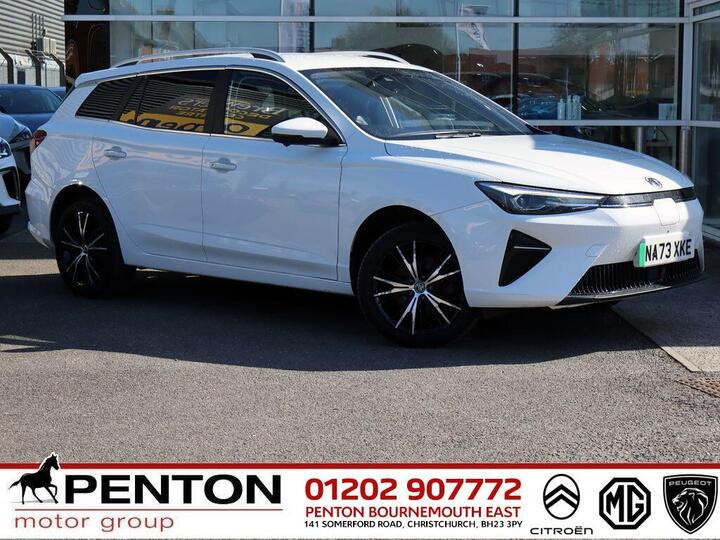 MG MG5 61.1kWh Trophy Long Range Auto 5dr