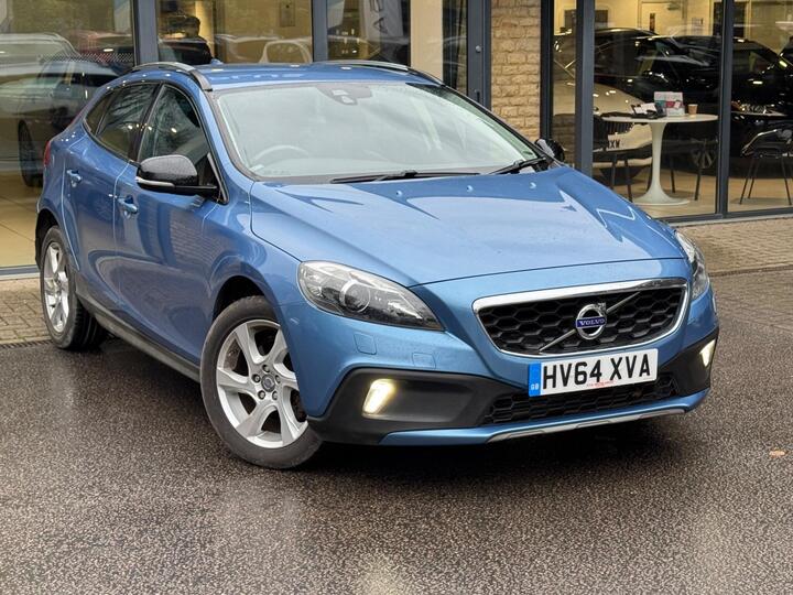 Volvo V40 Cross Country 1.6 D2 Lux Euro 5 (s/s) 5dr Volvo V40 Cross Country 1.6 D2 Lux Euro 5 (s/s) 5dr