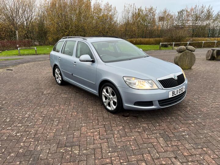 Skoda Octavia 1.6 MPI SE Euro 5 5dr Skoda Octavia 1.6 MPI SE Euro 5 5dr