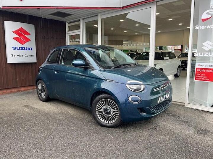 Fiat 500e 42kWh Icon Auto 3dr