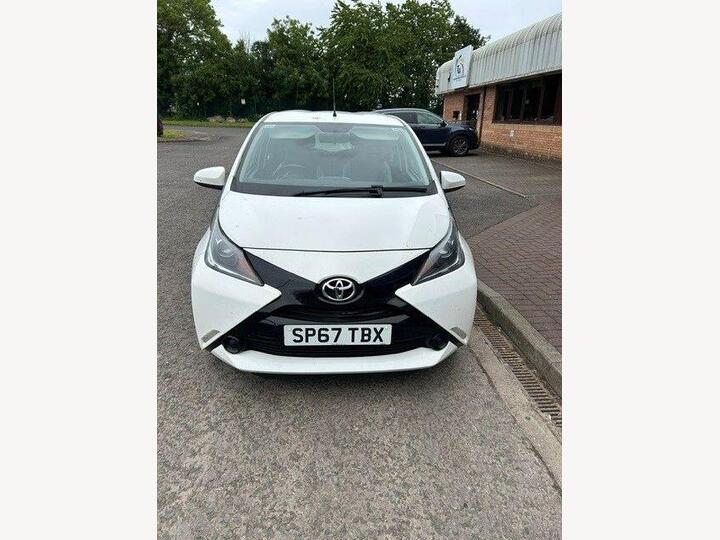 Toyota Aygo 1.0 VVT-i X-play Euro 6 5dr
