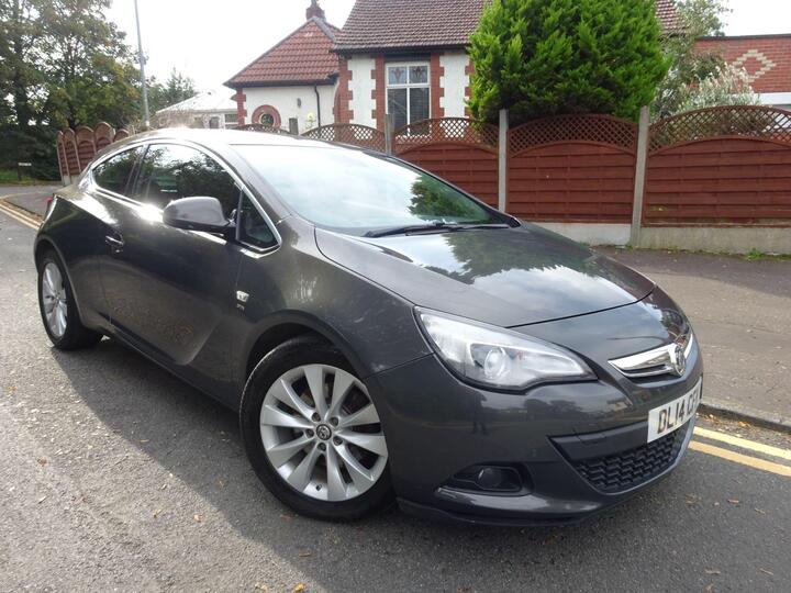 Vauxhall Astra GTC 2.0 CDTi SRi Euro 5 (s/s) 3dr