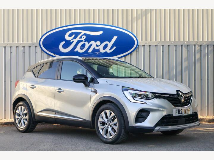 Renault CAPTUR 1.0 TCe Iconic Euro 6 (s/s) 5dr Renault CAPTUR 1.0 TCe Iconic Euro 6 (s/s) 5dr