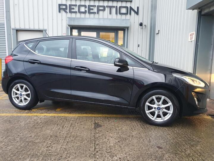 Ford FIESTA HATCHBACK 1.0T EcoBoost Zetec Euro 6 (s/s) 5dr
