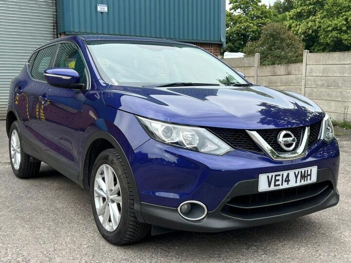 Nissan Qashqai 1.5 DCi Acenta 2WD Euro 5 (s/s) 5dr Nissan Qashqai 1.5 DCi Acenta 2WD Euro 5 (s/s) 5dr