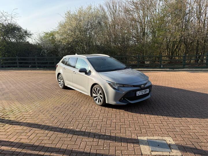 Toyota Corolla 2.0 VVT-h Design Touring Sports CVT Euro 6 (s/s) 5dr