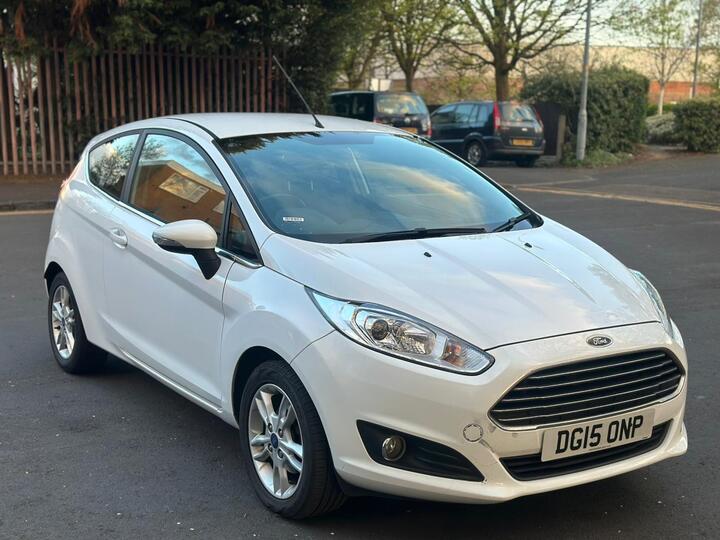 Ford Fiesta 1.0T EcoBoost Zetec Euro 5 (s/s) 3dr
