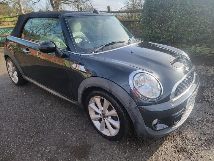 MINI Convertible 2.0 Cooper SD Euro 5 (s/s) 2dr