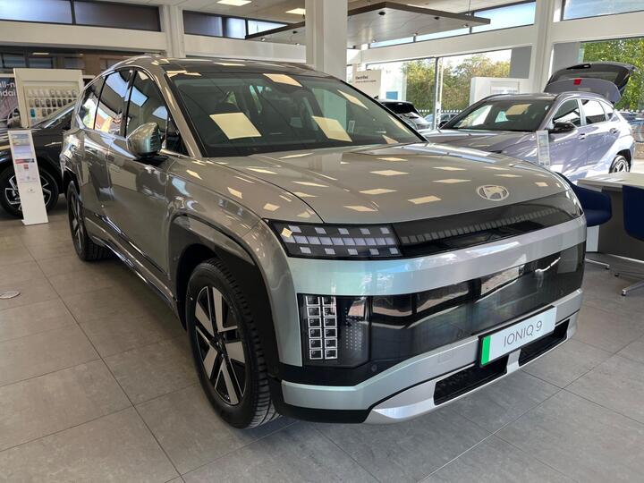 Hyundai IONIQ 9 110kWh Ultimate Auto AWD 5dr