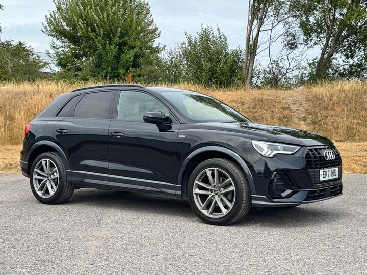 Audi Q3 1.5 TFSI CoD 35 Black Edition Euro 6 (s/s) 5dr