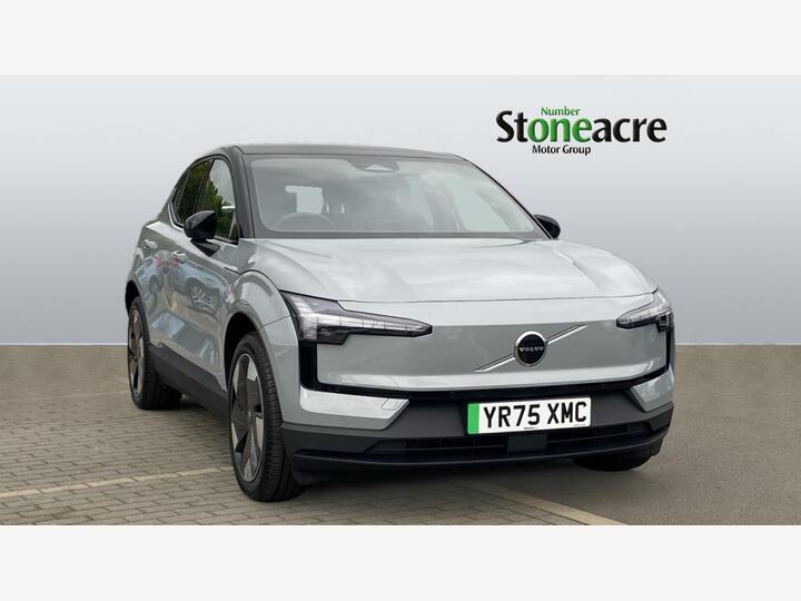 Volvo EX30 Twin Performance 69kWh Plus Auto AWD 5dr