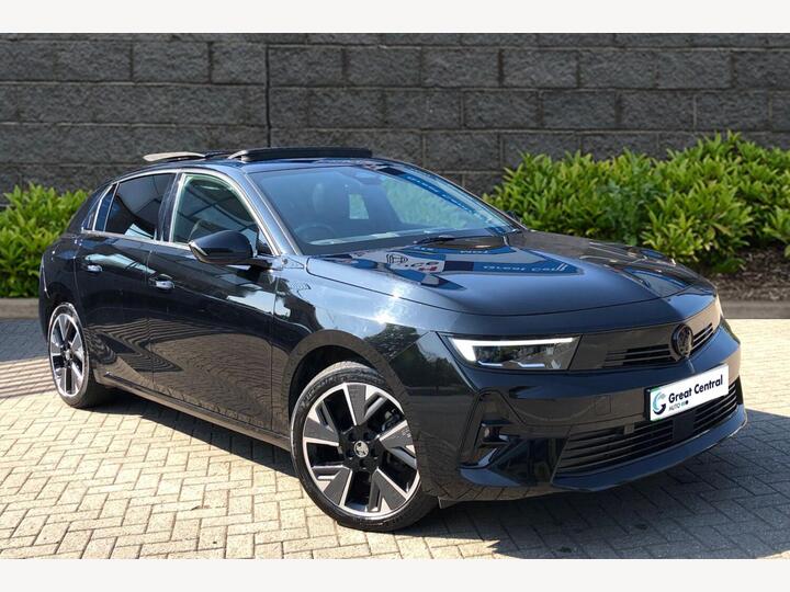 Vauxhall Astra Electric 54kWh Ultimate Auto 5dr