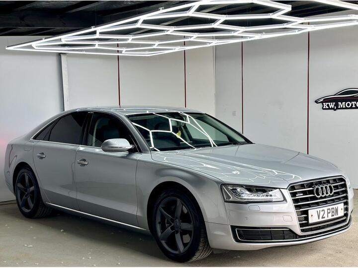 Audi A8 3.0 TDI V6 SE Executive Tiptronic Quattro Euro 6 (s/s) 4dr