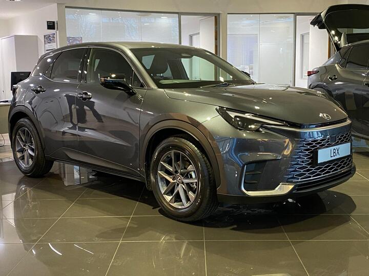 Lexus LBX 1.5 VVT-iE Premium E-CVT Euro 6 (s/s) 5dr