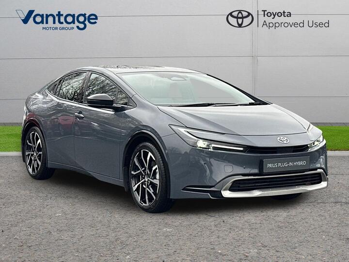 Toyota Prius 2.0 13.6kWh Excel CVT Euro 6 (s/s) 5dr