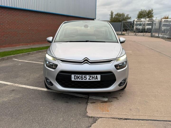 Citroen C4 Picasso 1.6 BlueHDi VTR+ Euro 6 (s/s) 5dr Citroen C4 Picasso 1.6 BlueHDi VTR+ Euro 6 (s/s) 5dr