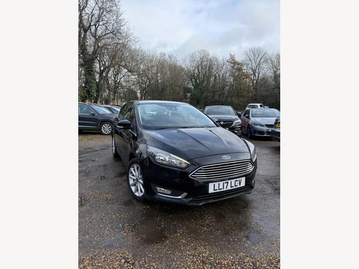 Ford Focus 1.0T EcoBoost Titanium Auto Euro 6 (s/s) 5dr
