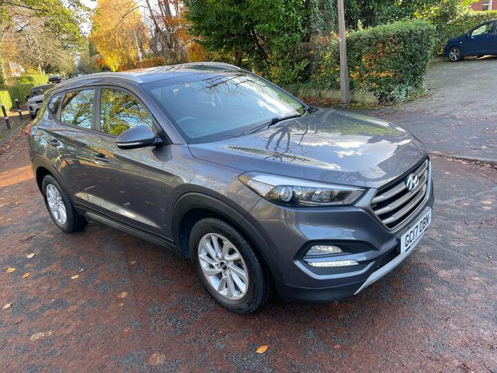 Hyundai TUCSON 1.7 CRDi Blue Drive SE Nav DCT Euro 6 (s/s) 5dr Hyundai TUCSON 1.7 CRDi Blue Drive SE Nav DCT Euro 6 (s/s) 5dr