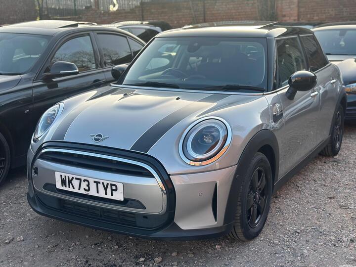 MINI Hatch 1.5 Cooper Classic Steptronic Euro 6 (s/s) 5dr