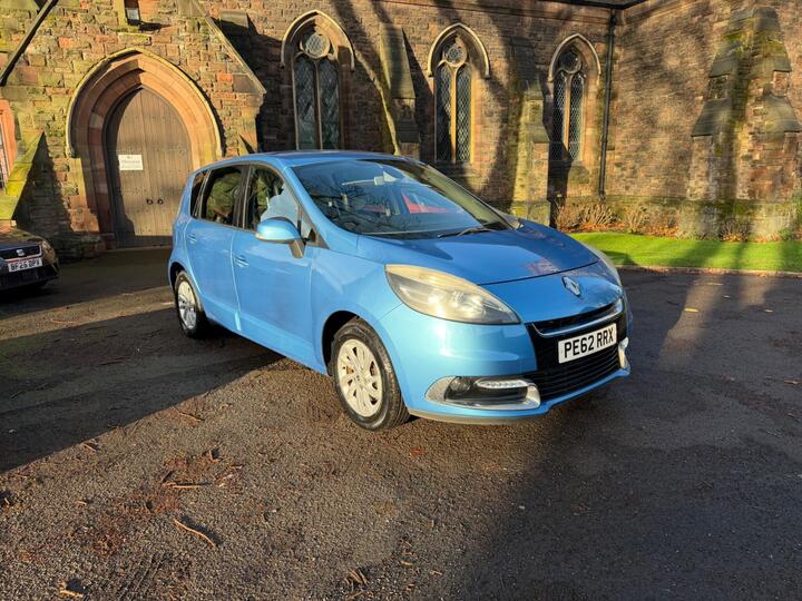 Renault Scenic 1.5 DCi Dynamique TomTom Euro 5 (s/s) 5dr