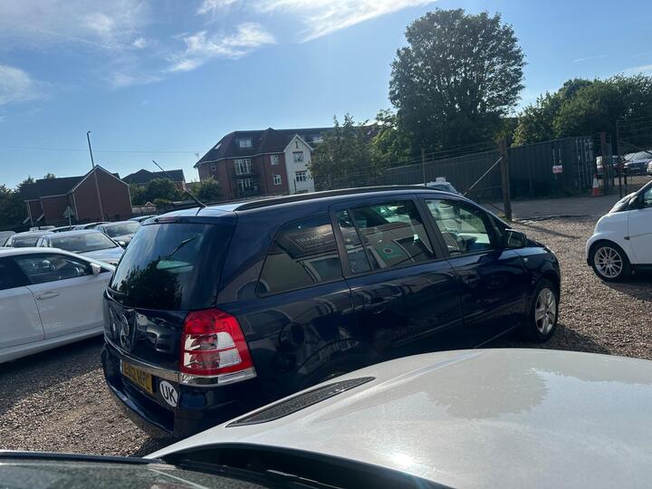 Vauxhall Zafira 1.6 16V Exclusiv Euro 5 5dr