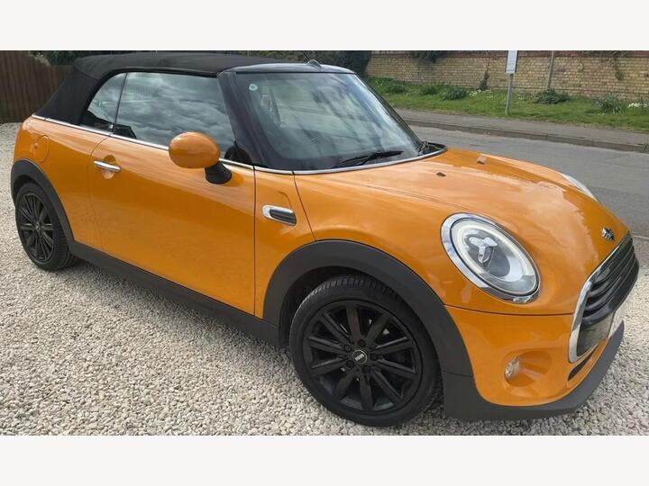 MINI Convertible 1.5 Cooper Euro 6 (s/s) 2dr