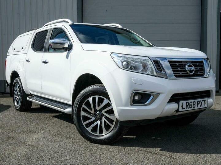 Nissan NAVARA 2.3 DCi Tekna 4WD Euro 6 (s/s) 4dr