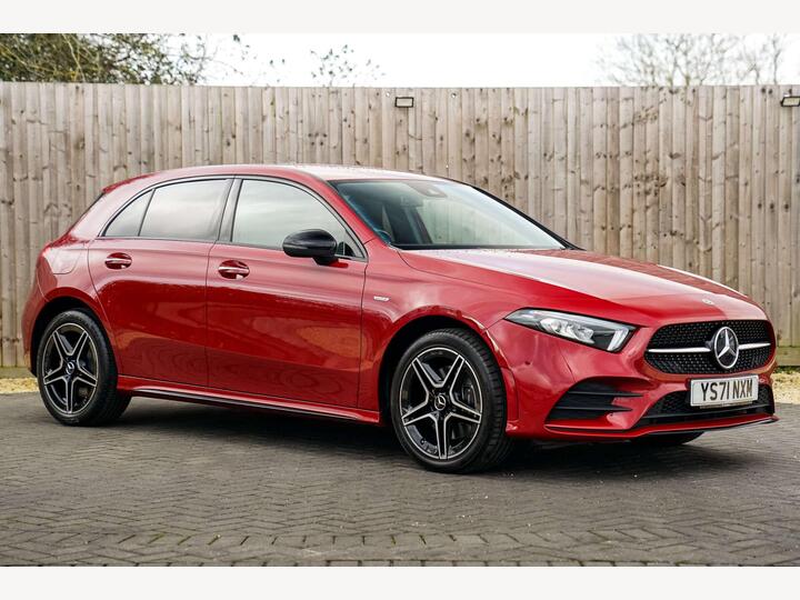 Mercedes-Benz A-Class 1.3 A250e 15.6kWh AMG Line Edition (Premium) 8G-DCT Euro 6 (s/s) 5dr Mercedes-Benz A-Class 1.3 A250e 15.6kWh AMG Line Edition (Premium) 8G-DCT Euro 6 (s/s) 5dr