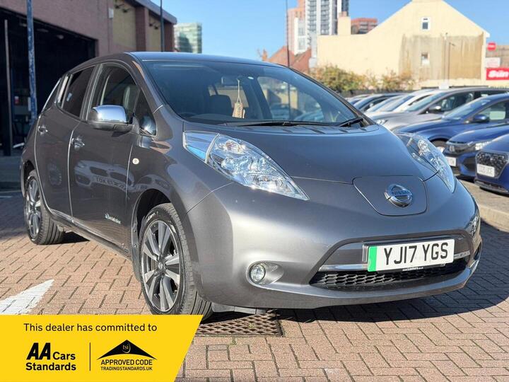 Nissan Leaf 30kWh Tekna Auto 5dr