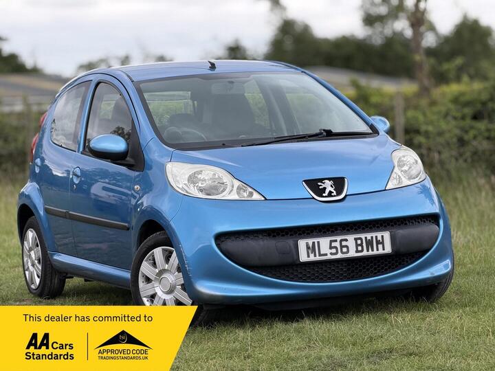 Peugeot 107 1.0 12V Urban 2 Tronic Euro 4 5dr