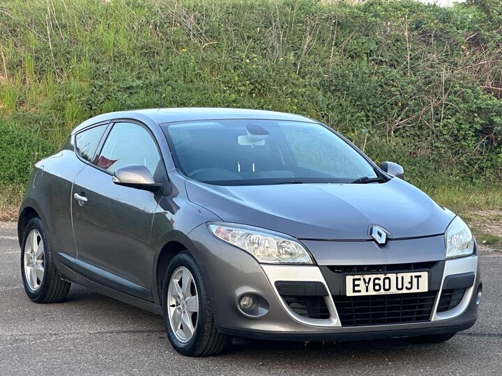 Renault Megane 1.6 16V Dynamique TomTom Euro 5 3dr