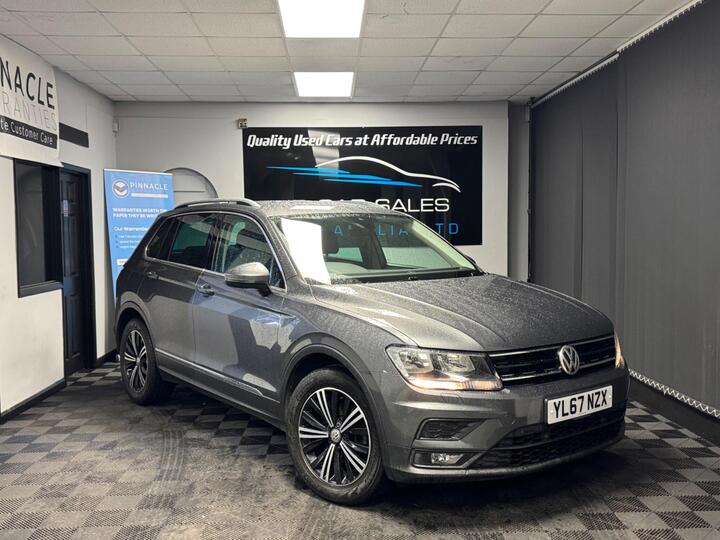 Volkswagen Tiguan 2.0 TDI SE Navigation DSG Euro 6 (s/s) 5dr Volkswagen Tiguan 2.0 TDI SE Navigation DSG Euro 6 (s/s) 5dr