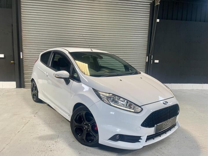 Ford FIESTA 1.6T EcoBoost ST-3 Euro 6 3dr