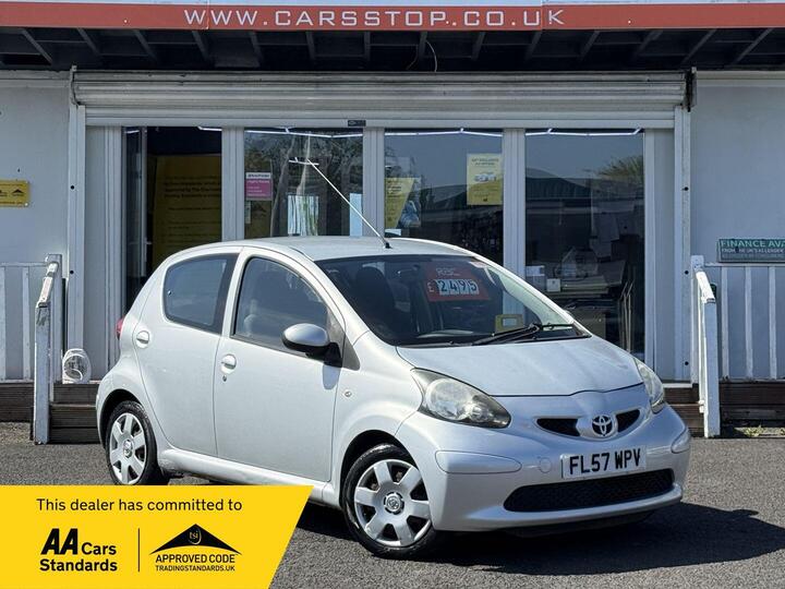 Toyota AYGO 1.0 VVT-i + Euro 4 5dr