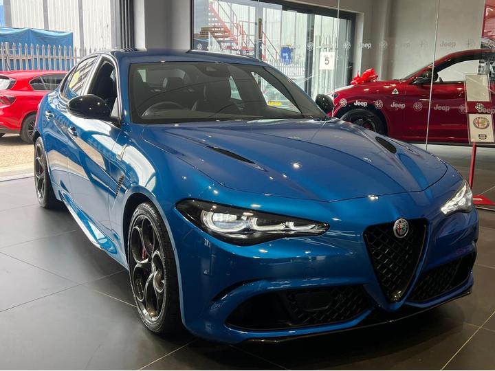 Alfa Romeo Giulia 2.9 V6 Bi-Turbo Quadrifoglio Auto Euro 6 (s/s) 4dr