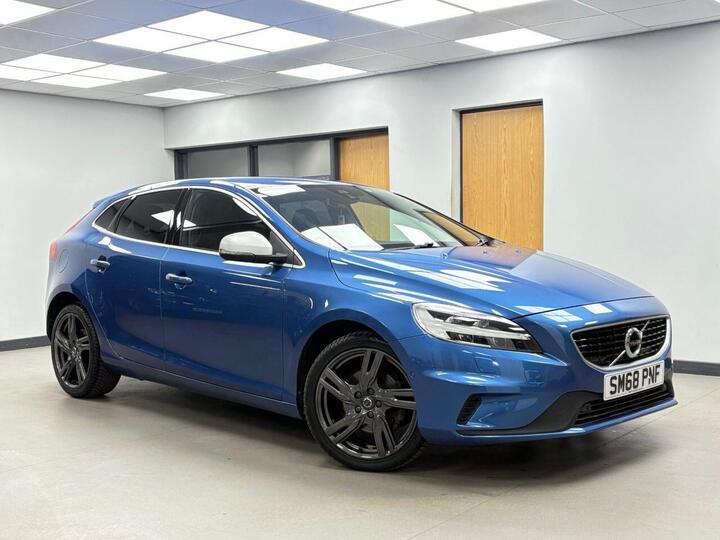 Volvo V40 2.0 T2 GPF R-Design Pro Euro 6 (s/s) 5dr