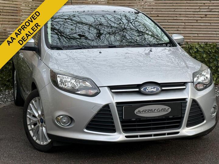 Ford FOCUS 1.6 Zetec Euro 5 5dr