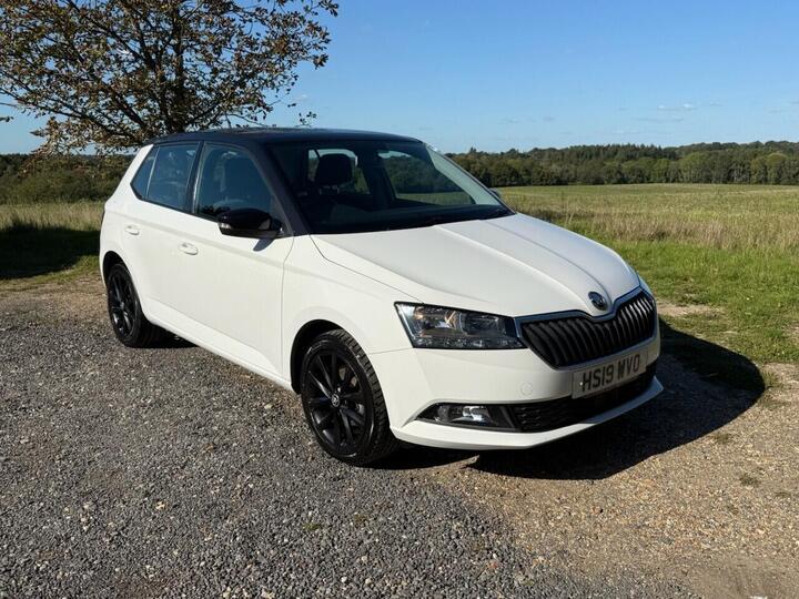 Skoda FABIA 1.0 TSI Colour Edition Euro 6 (s/s) 5dr Skoda FABIA 1.0 TSI Colour Edition Euro 6 (s/s) 5dr