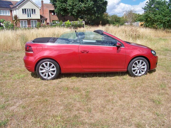 Volkswagen Golf 1.6 TDI BlueMotion Tech SE Cabriolet Euro 5 (s/s) 2dr