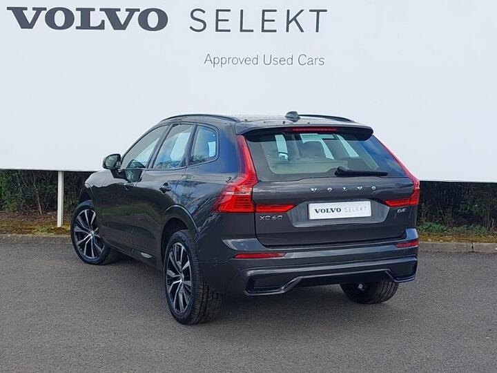 Volvo XC60 2.0 B4 MHEV Plus Auto AWD Euro 6 (s/s) 5dr