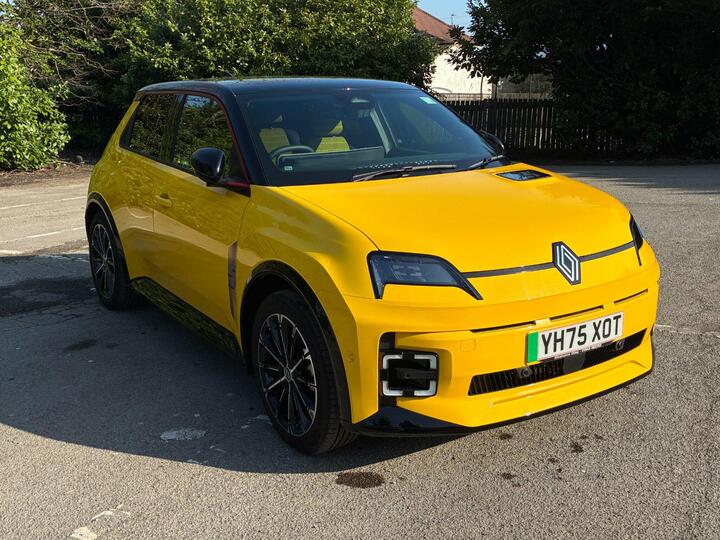 Renault 5 E-Tech Electric Comfort Range 52kWh Iconic Five Auto 5dr