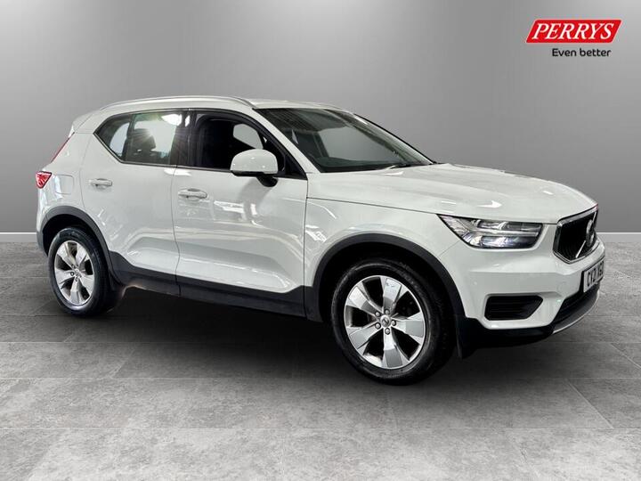 Volvo Xc40 1.5 T3 Momentum Euro 6 (s/s) 5dr