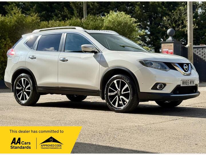 Nissan X-Trail 1.6 DCi Tekna Euro 6 (s/s) 5dr Nissan X-Trail 1.6 DCi Tekna Euro 6 (s/s) 5dr