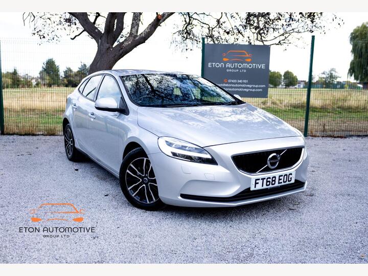 Volvo V40 1.5 T2 GPF Momentum Nav Plus Auto Euro 6 (s/s) 5dr