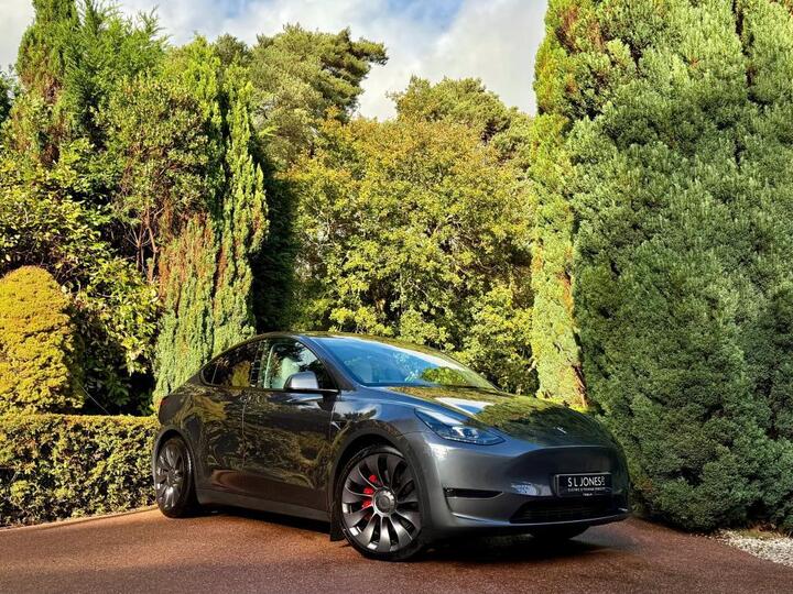 Tesla Model Y (Dual Motor) Performance Auto 4WDE 5dr