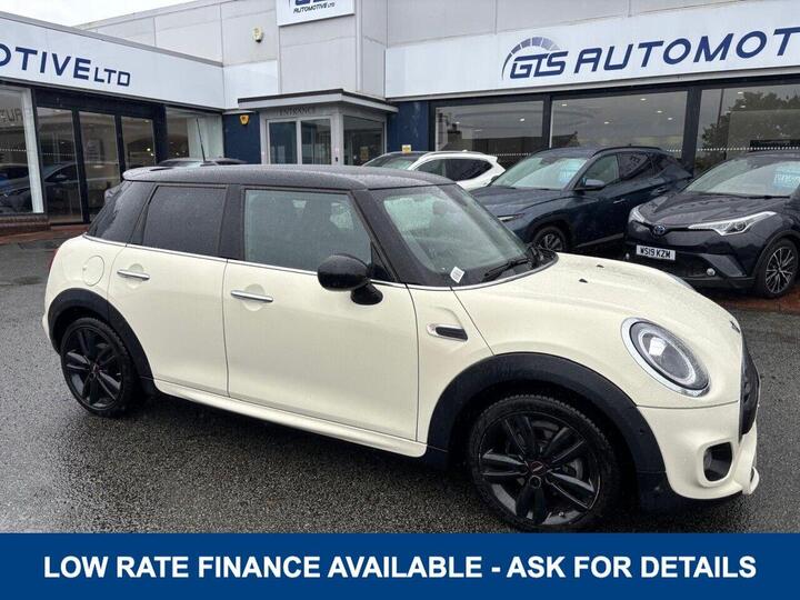 MINI HATCH 1.5 Cooper Sport Euro 6 (s/s) 5dr