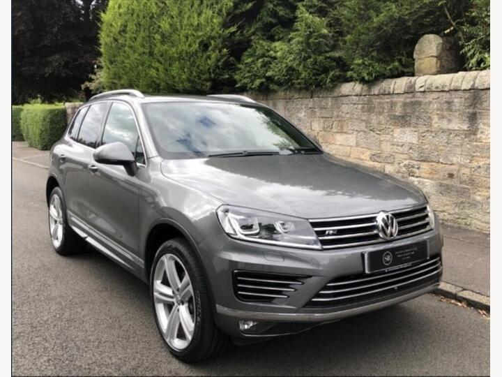 Volkswagen Touareg 3.0 TDI V6 BlueMotion Tech R-Line Plus Tiptronic 4WD Euro 6 (s/s) 5dr