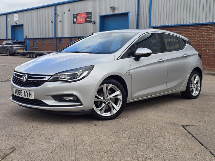 Vauxhall Astra 1.6 CDTi BlueInjection SRi Nav Euro 6 (s/s) 5dr