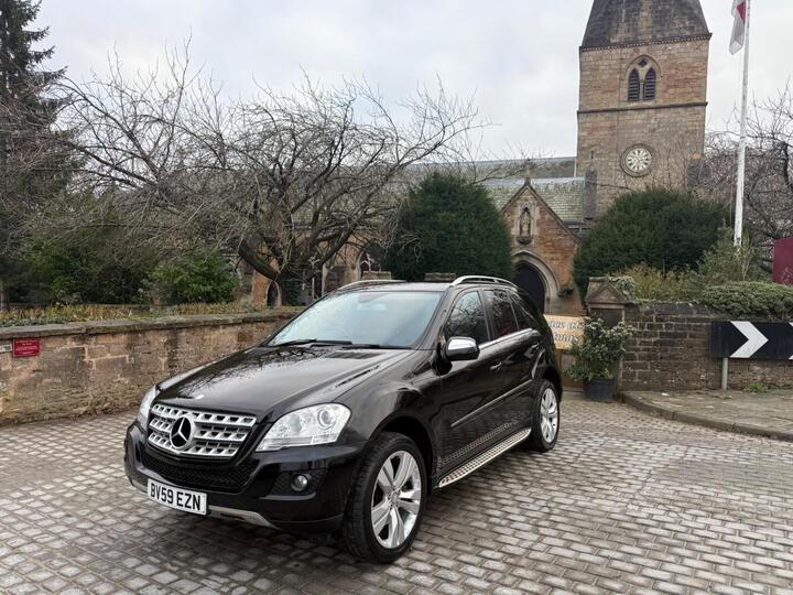 Mercedes-Benz M Class 3.0 ML300 CDI V6 BlueEfficiency Sport Tiptronic 4WD Euro 4 5dr